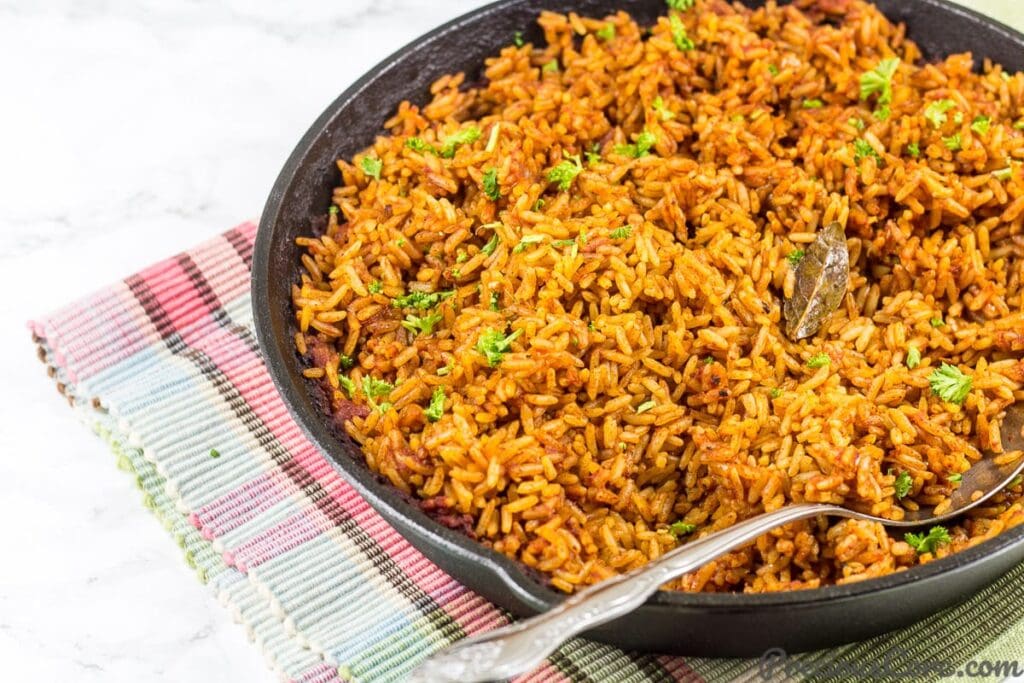 HOW TO COOK JOLLOF RICE IN THE OVEN Precious Core