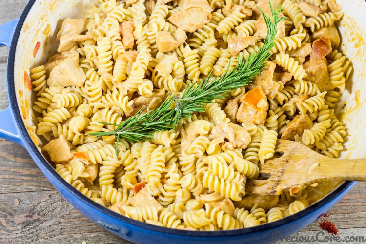 one pot creamy macaroni and chicken precious core