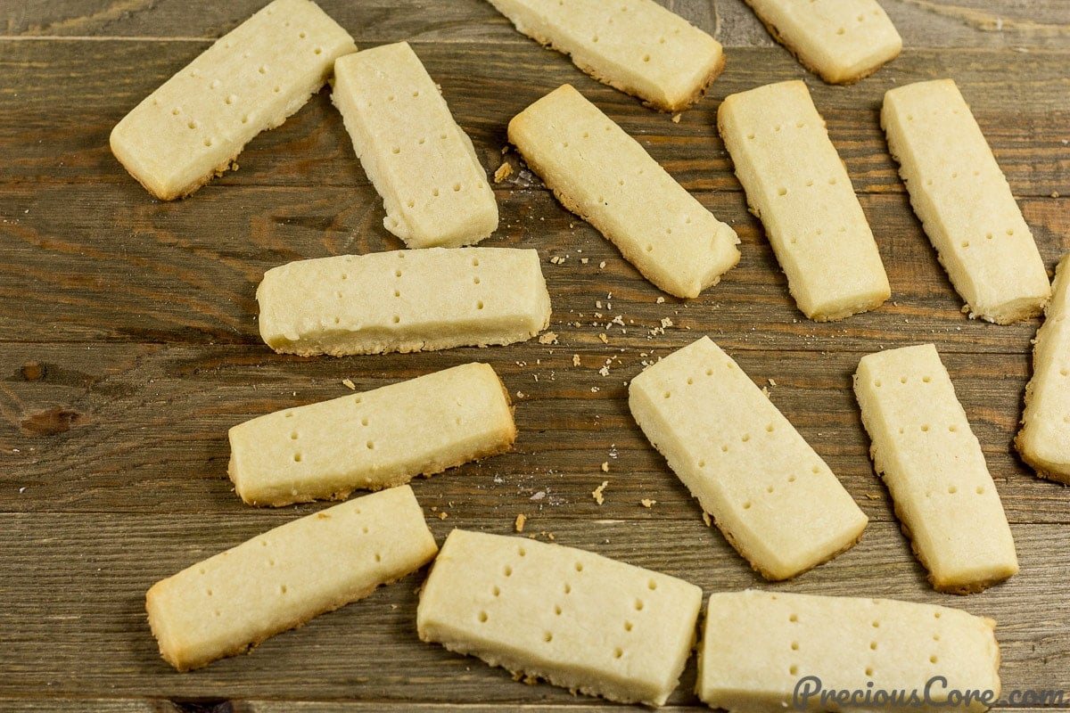 Baked Shortbread Cookies