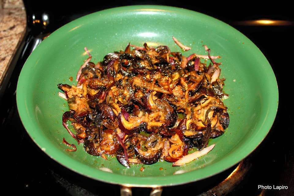 cooked snails snails, nyamangoro, congo meat