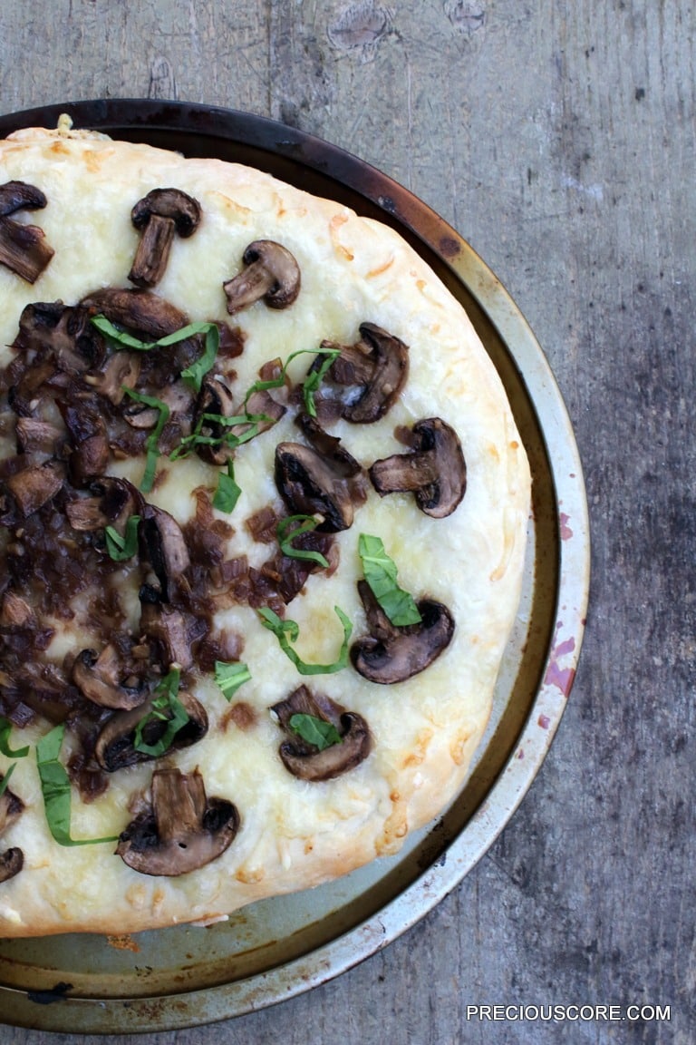 portobello-mushroom-pizza