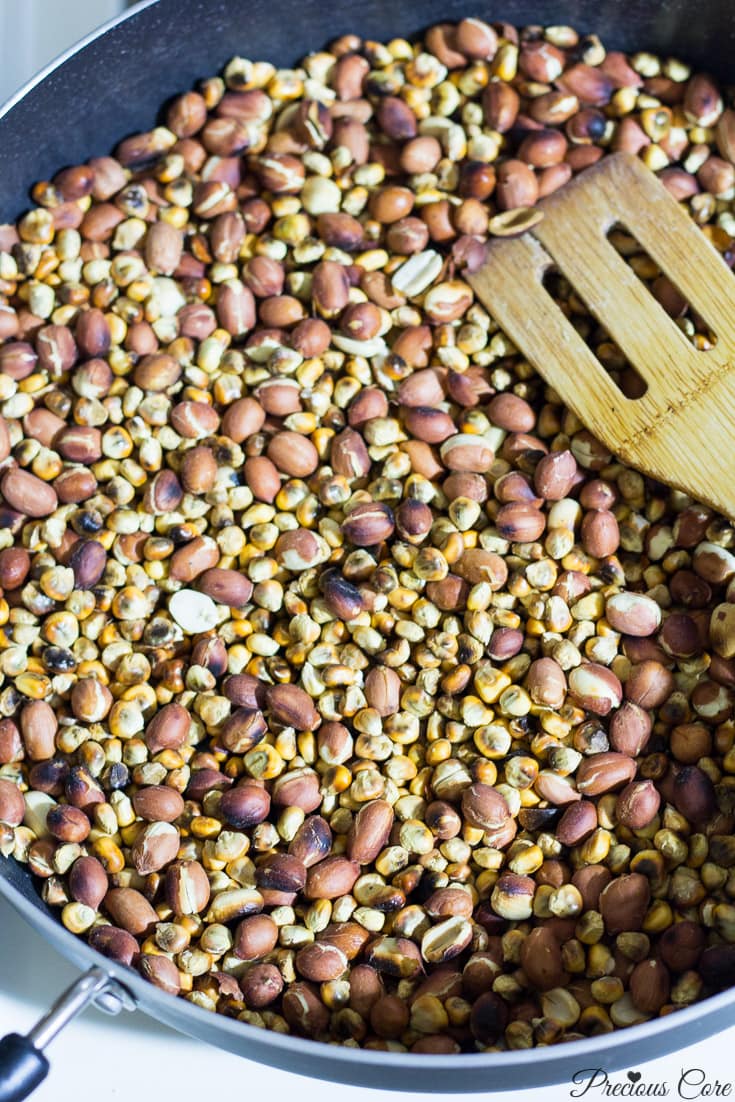 Roasted corn and groundnuts