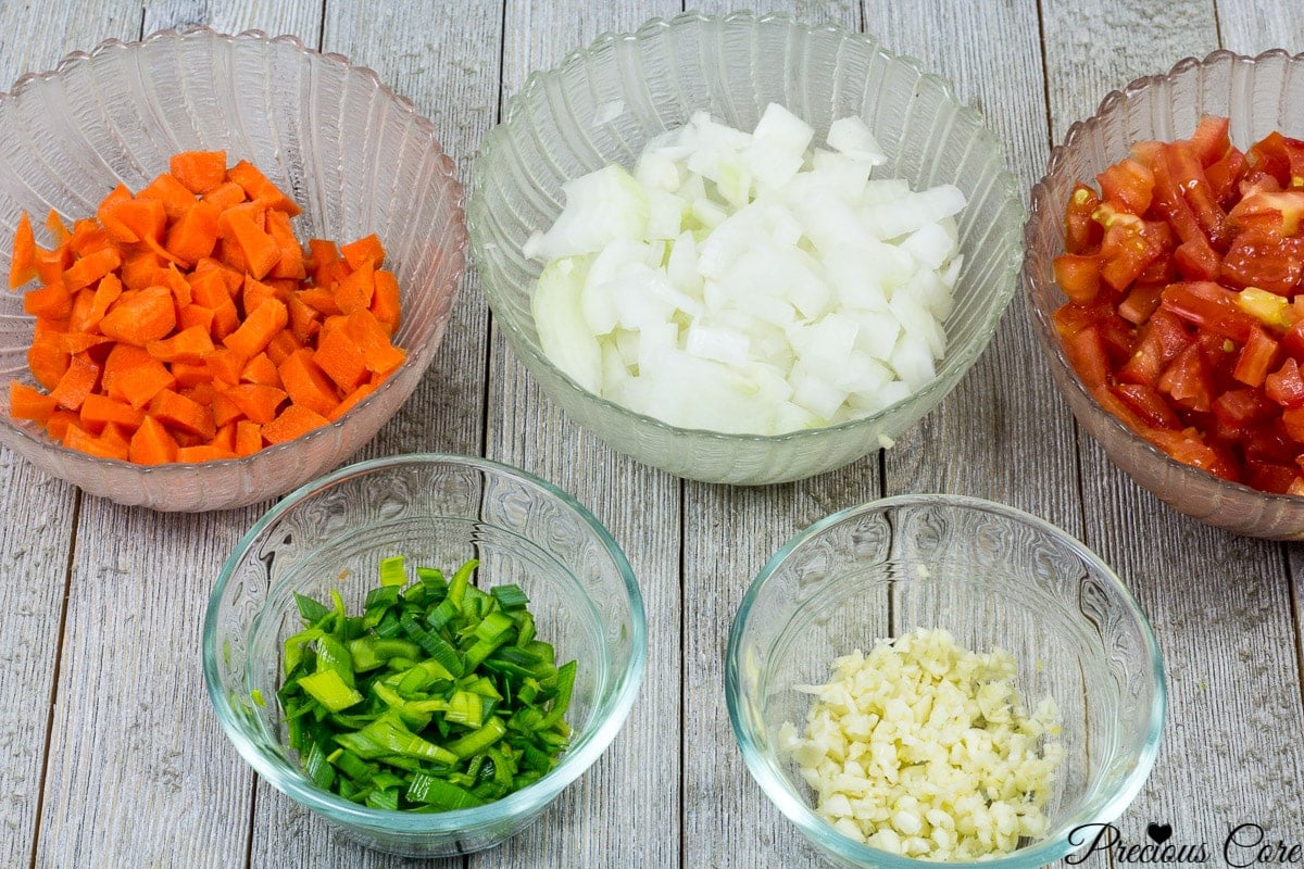 chopped ingredients for Cameroonian white bean stew