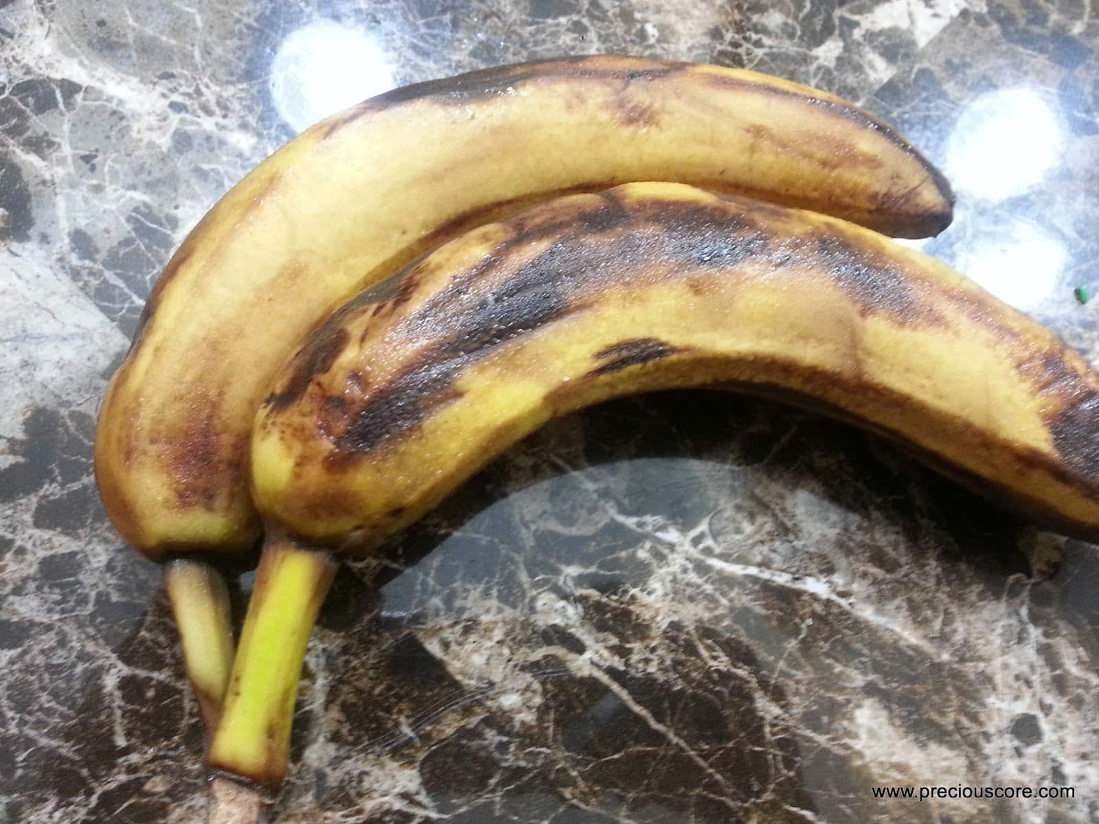 Bananas that are starting to brown.