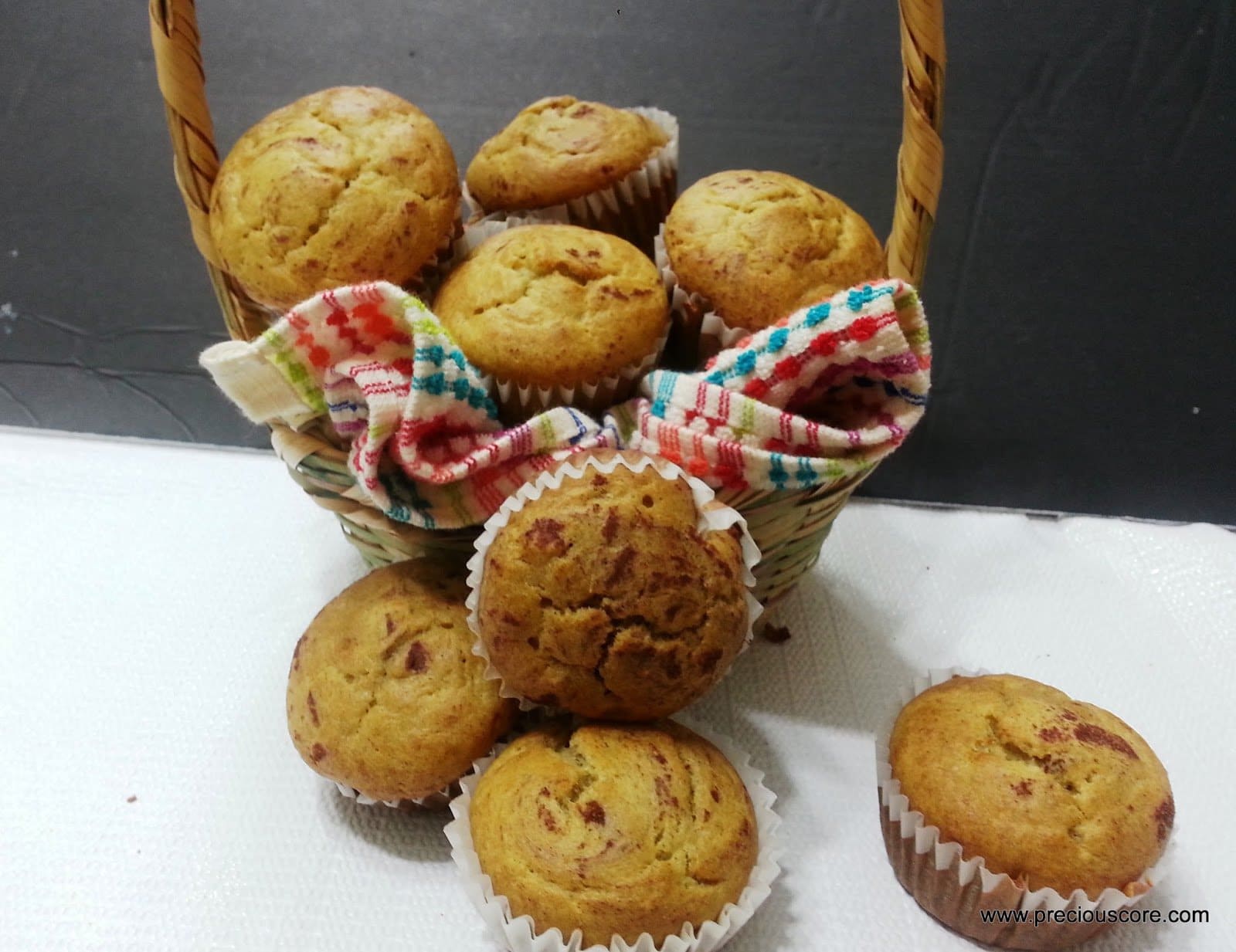 Basket of Cameroon banana cakes.