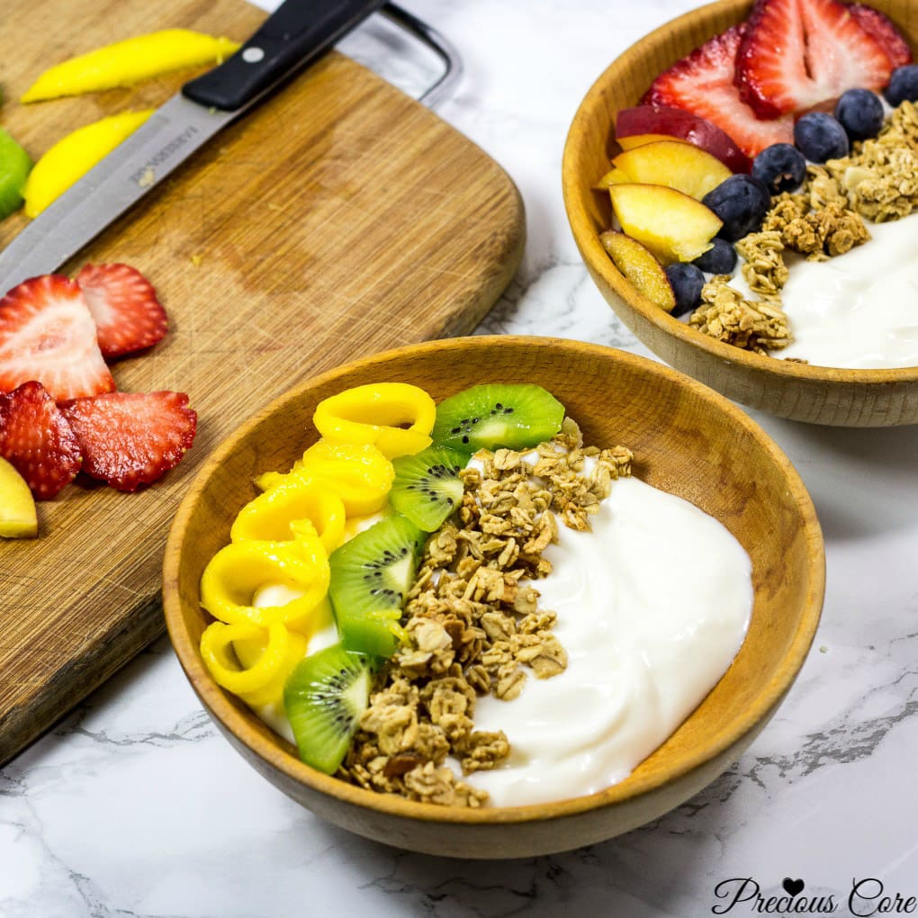 Homemade yogurt parfait bowls