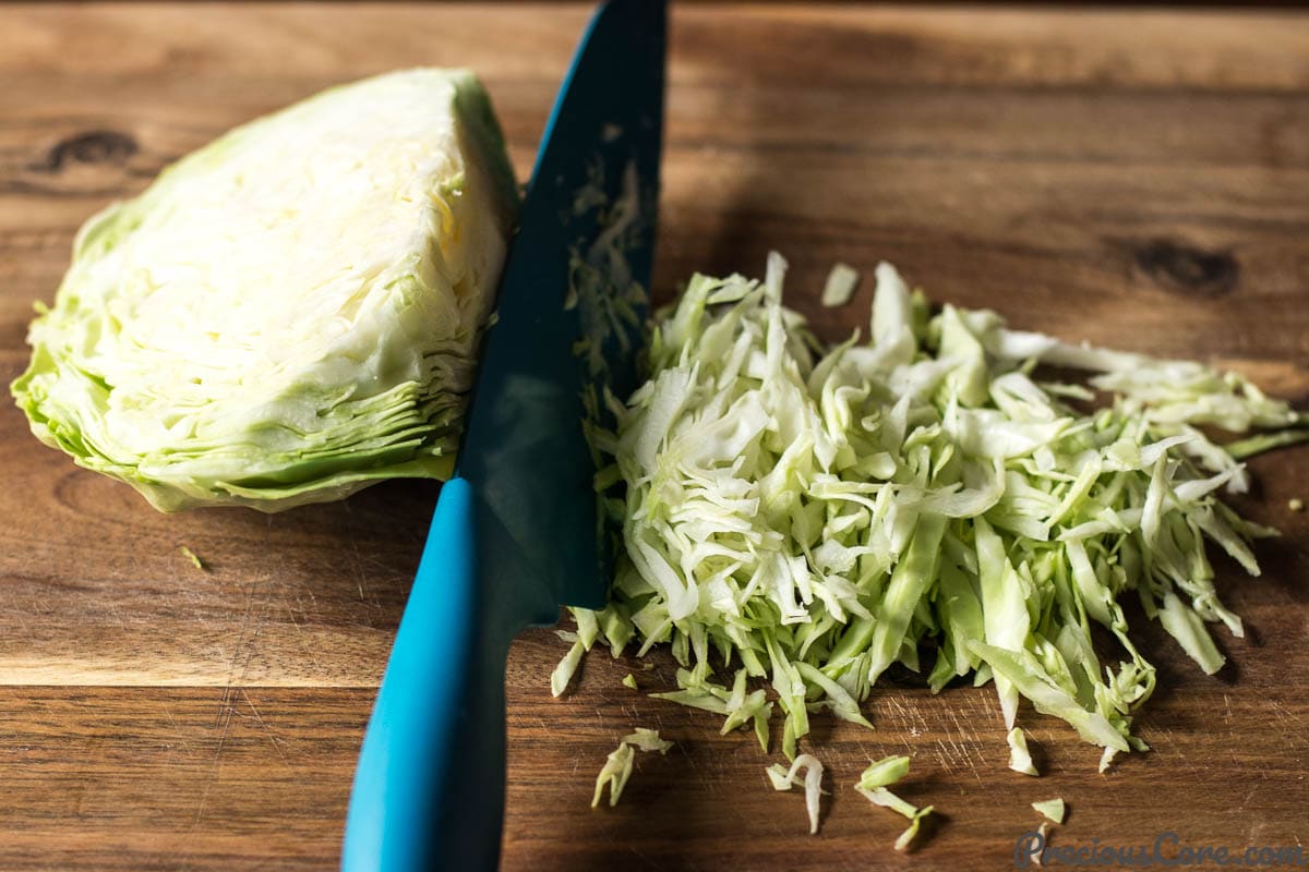 how to chop cabbage