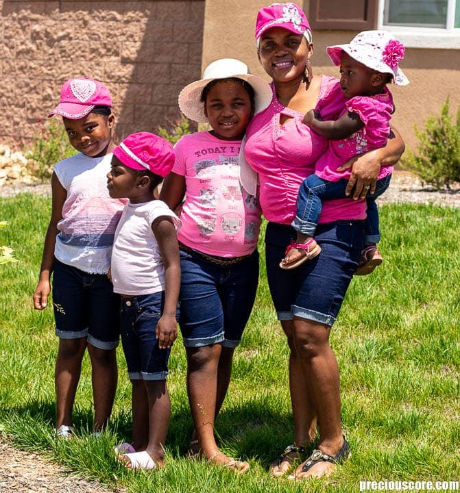 mother and four daughters