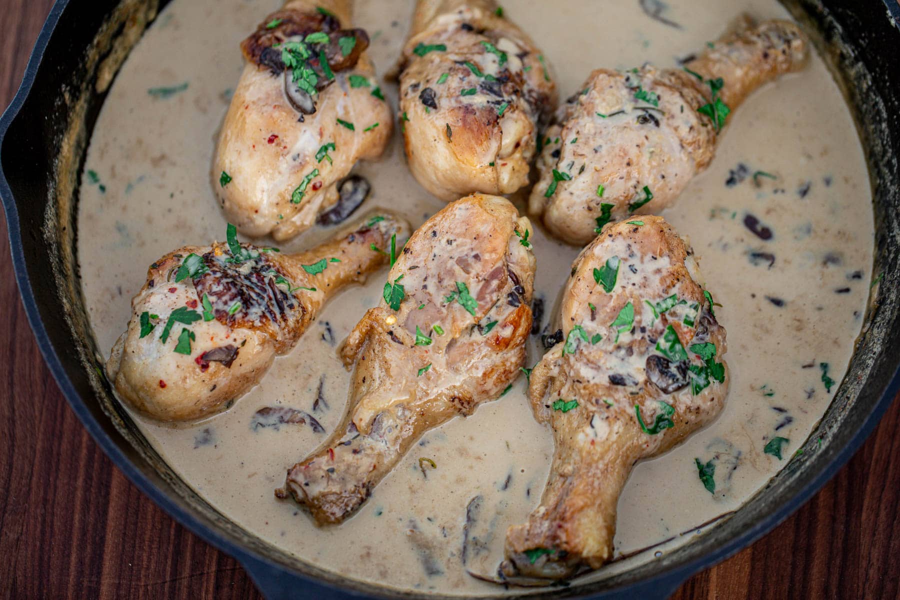 Chicken Drumsticks In Creamy Sauce | Easy Dinner