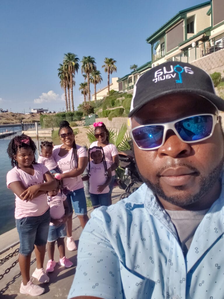 My family of 7 at London Bridge Lake Havasu