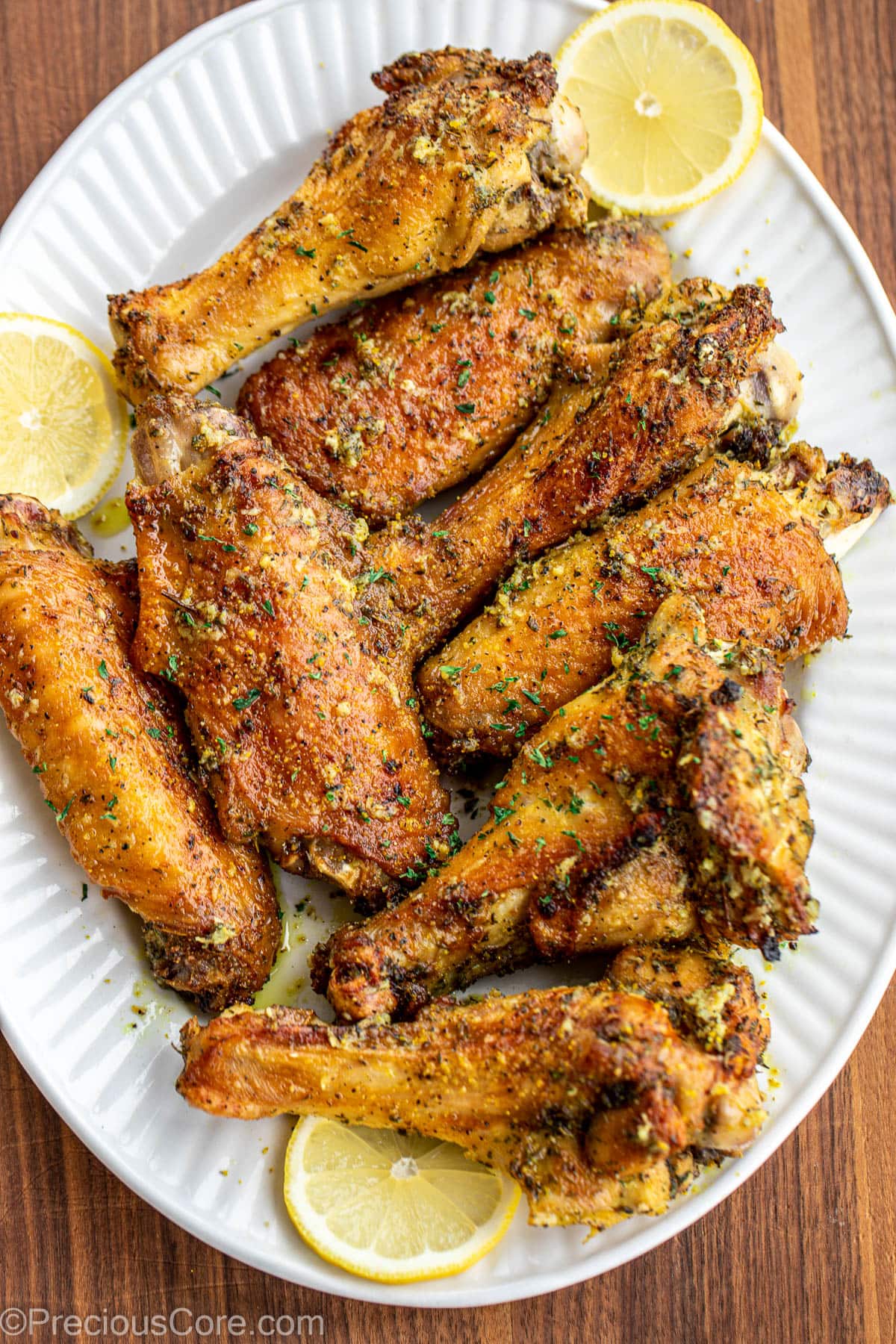 Lemon Pepper Turkey Wings on a platter.