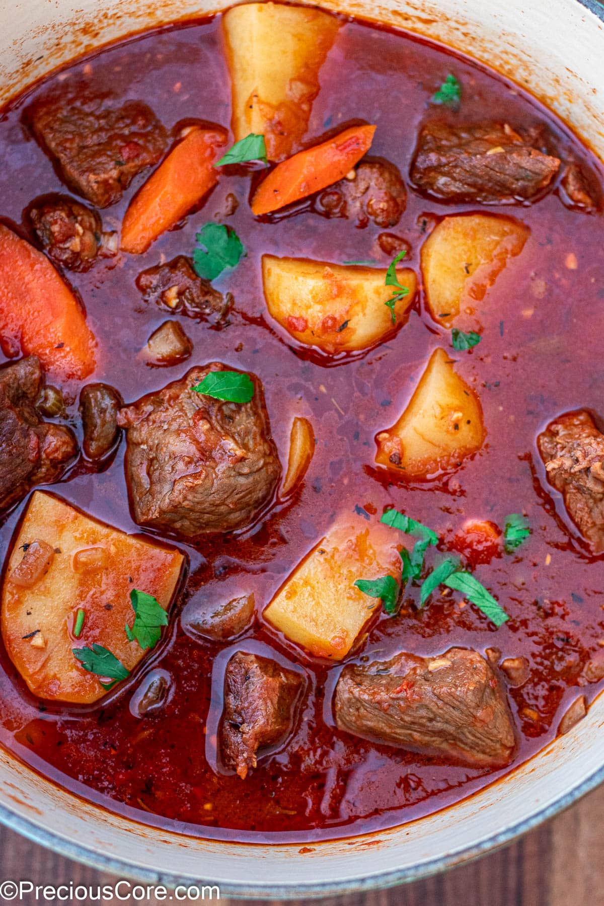 Completely cooked beef stew without wine.